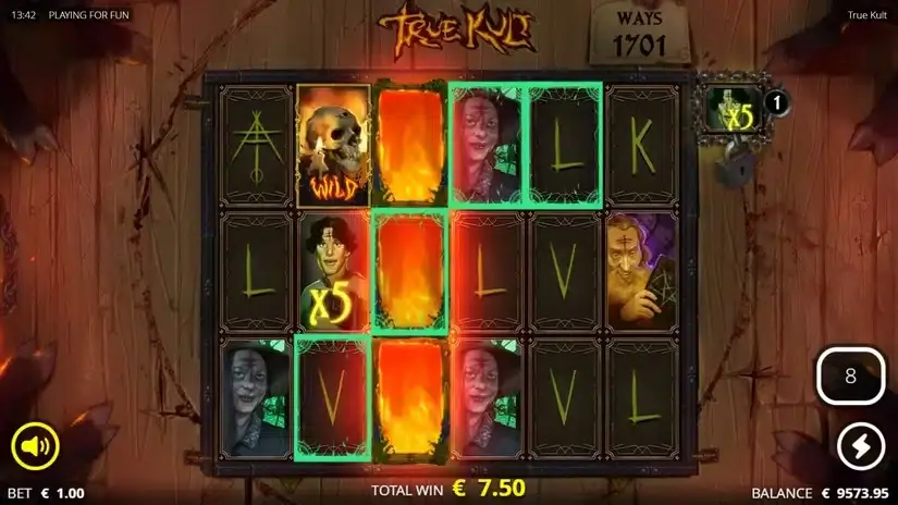 True Kult slot screenshot 6