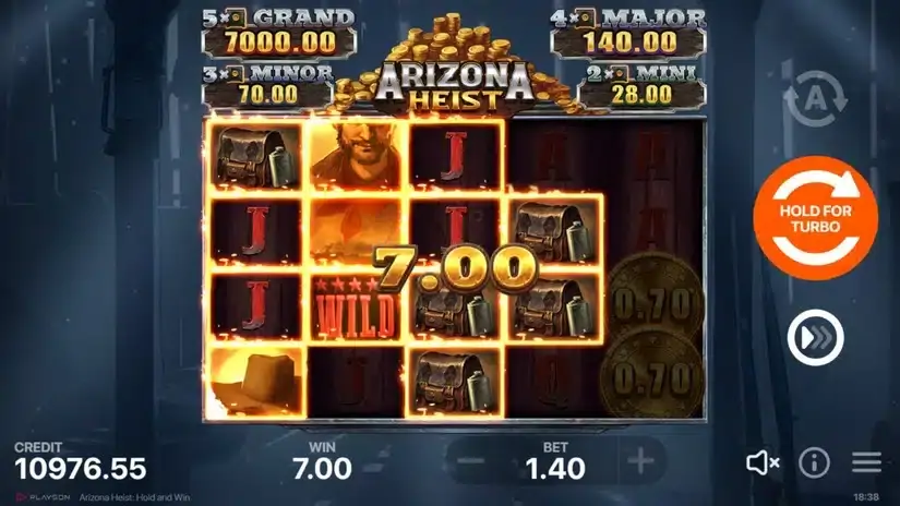 Arizona Heist: Hold and Win slot screenshot 3