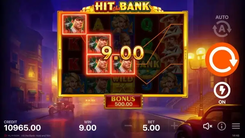 Hit the Bank Hold and Win slot screenshot 2