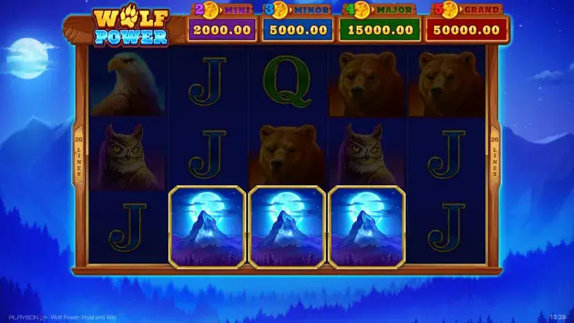 Wolf Power: Hold and Win slot screenshot 5
