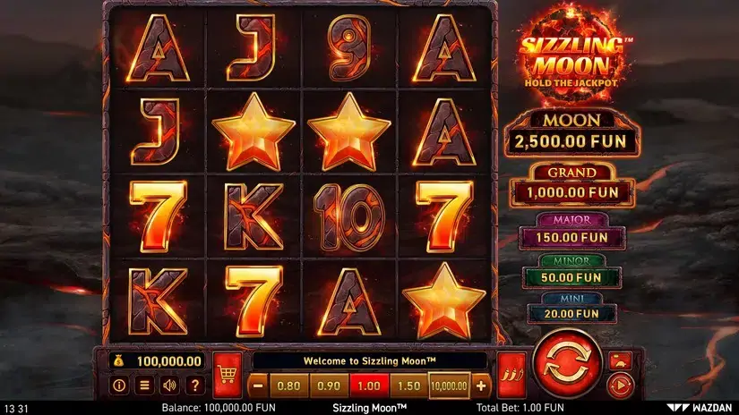 Sizzling Moon™ slot screenshot 